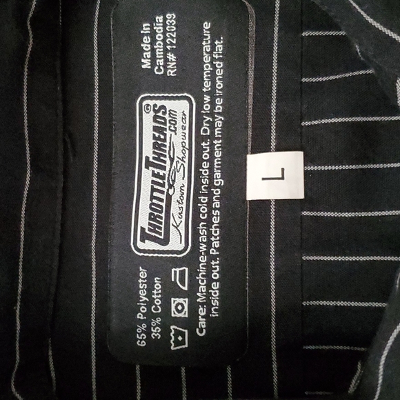 Throttle Threads button up - Picture 3 of 5